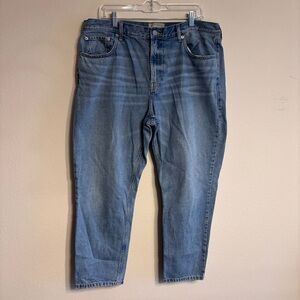 Everlane Relaxed Fit Women’s Jeans  Straight Leg Super-Soft SZ 33 Regular